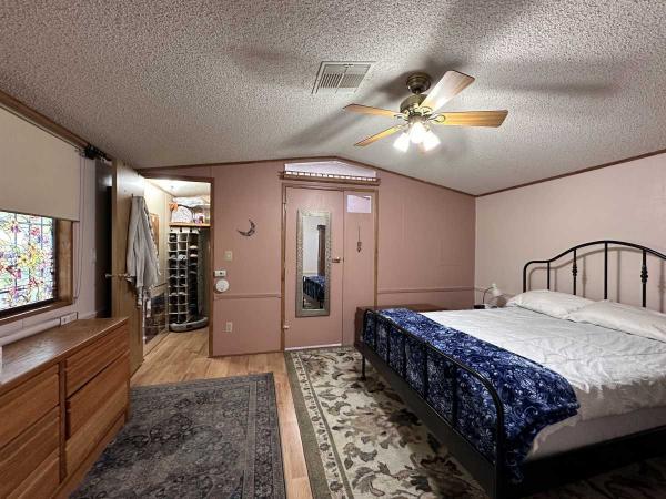 1989 Cavco Manufactured Home