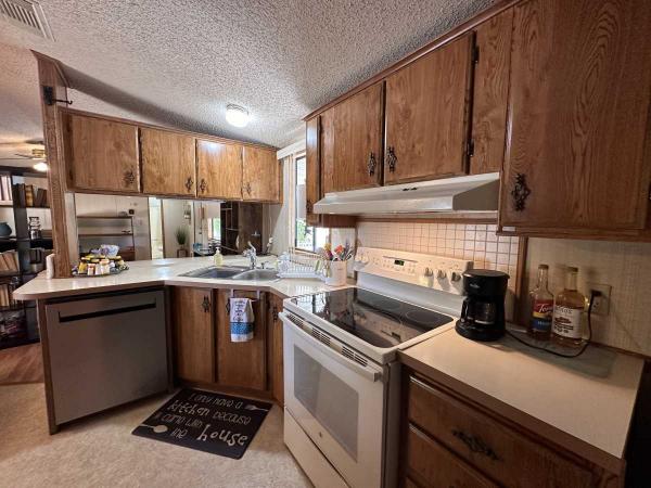 1989 Cavco Manufactured Home