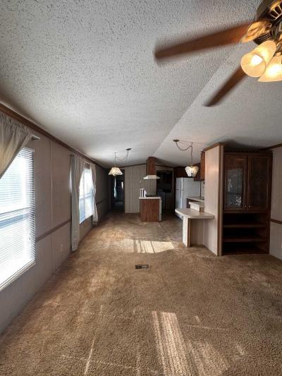 Photo 3 of 31 of home located at 548 Sandy St. SE Grand Rapids, MI 49548
