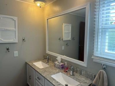 Photo 3 of 10 of home located at 2851 Collingwood Bay City, MI 48706