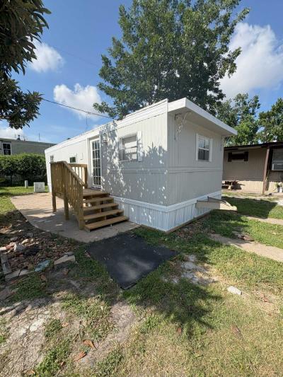 Mobile Home at 5711 Yale St Houston, TX 77076