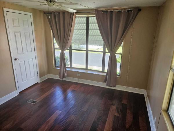 1984 Manufactured Home