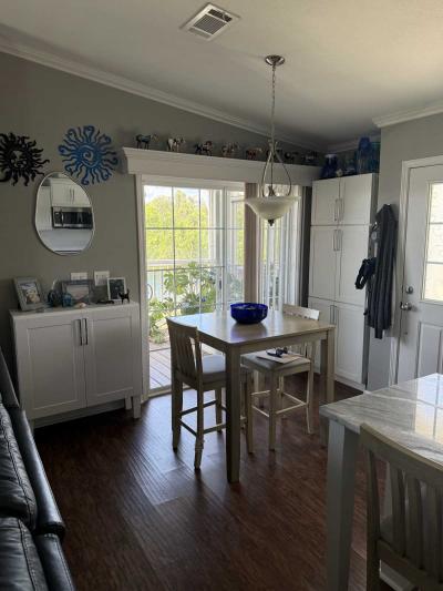 Photo 5 of 18 of home located at 701 Aqui Esta Dr #175 Punta Gorda, FL 33950