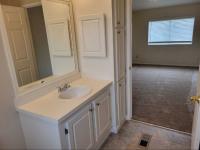 OAK MANOR OKM6511E Manufactured Home