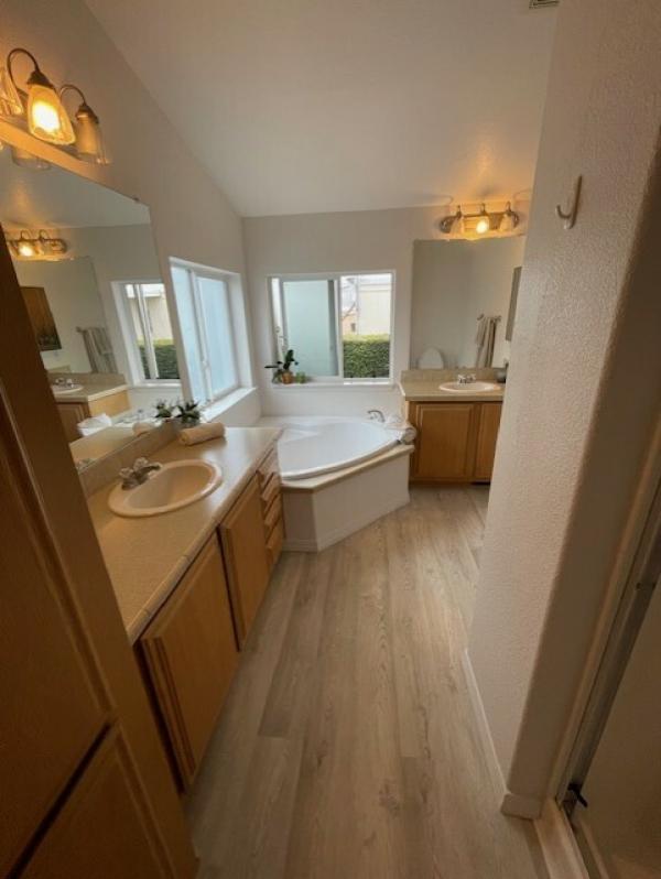 2005 Silvercrest The Advantage Manufactured Home