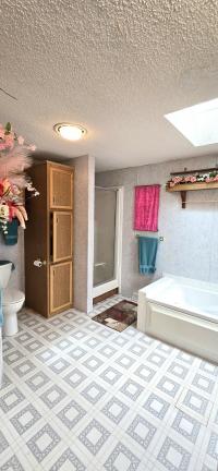1996 Highland Edinburgh Manufactured Home