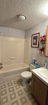 1996 Highland Edinburgh Manufactured Home