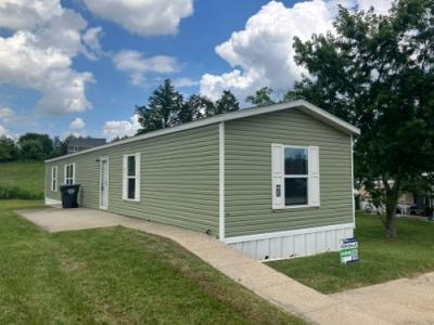 Photo 3 of 12 of home located at 792 Terrace Ct Alexandria, KY 41001