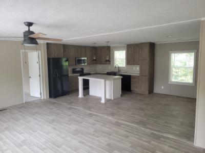 Photo 2 of 10 of home located at 105 Hickory Dr Leland, NC 28451