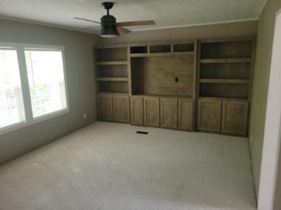 Photo 5 of 10 of home located at 105 Hickory Dr Leland, NC 28451