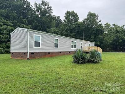 Photo 2 of 23 of home located at 700 Reid Rd Rockwell, NC 28138