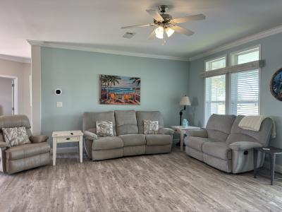 Photo 5 of 18 of home located at 3915 Scramble Drive Ruskin, FL 33570