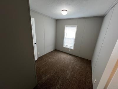Photo 4 of 8 of home located at 319 Yorkshire Newport, MI 48166