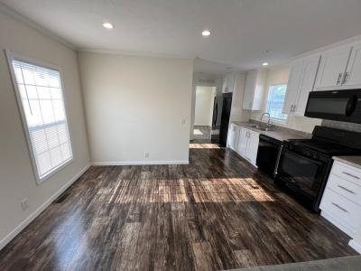 Photo 1 of 10 of home located at 326 Yorkshire Newport, MI 48166