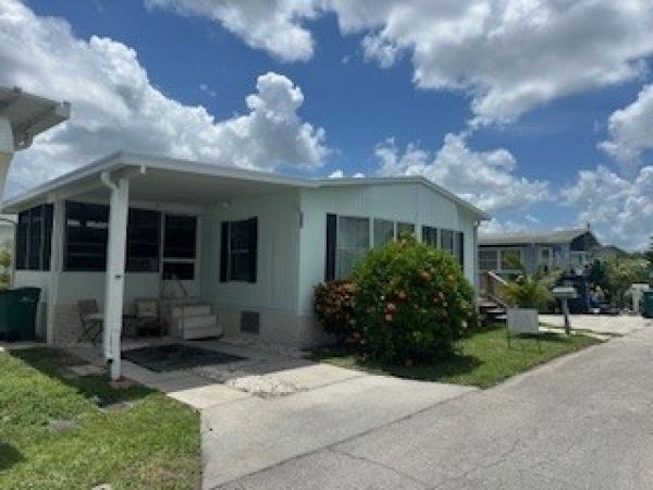 1983 TWIN Manufactured Home