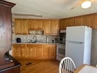 1983 TWIN Manufactured Home