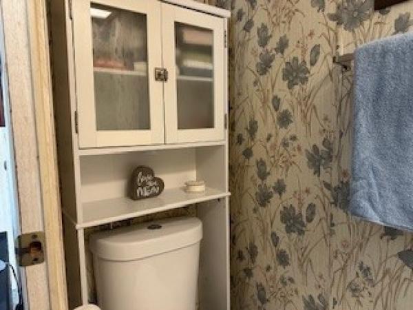 1983 TWIN Manufactured Home