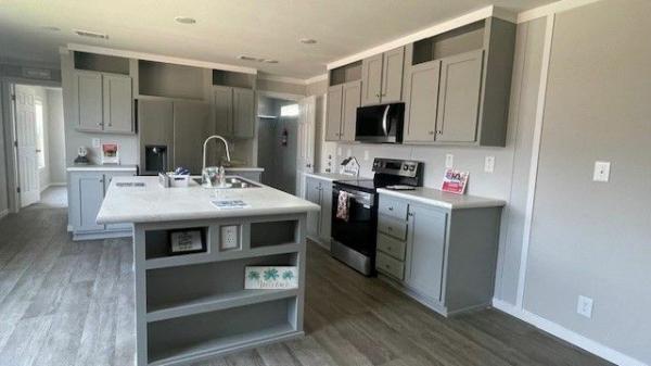 Photo 3 of 2 of home located at 914 Spindletop Rd Lot St914 Wilmer, TX 75172