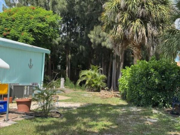1985 Palm Harbor Manufactured Home