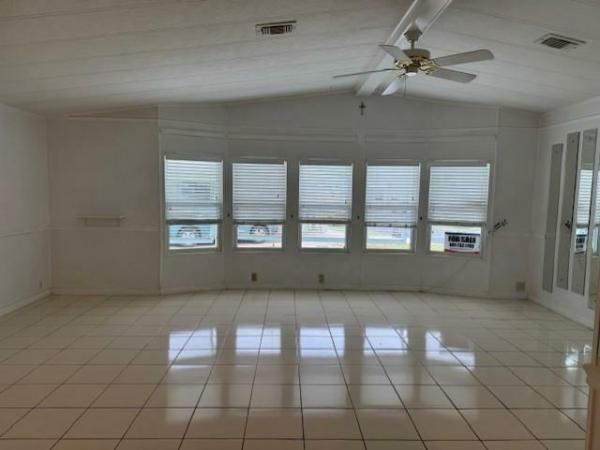 1985 Palm Harbor Manufactured Home