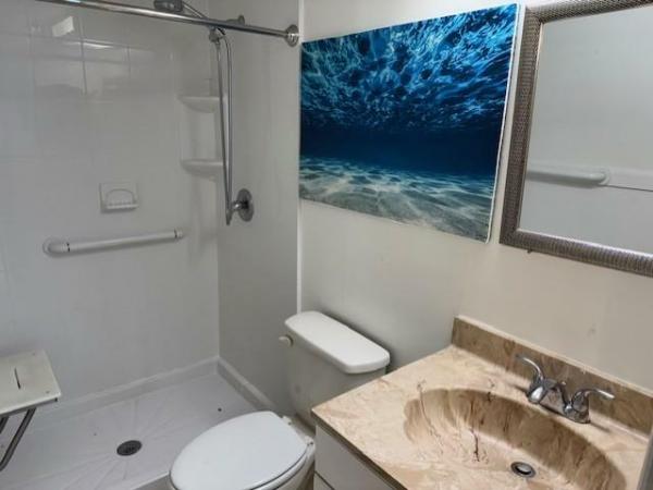1985 Palm Harbor Manufactured Home