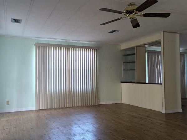 1980 Glen HS Mobile Home