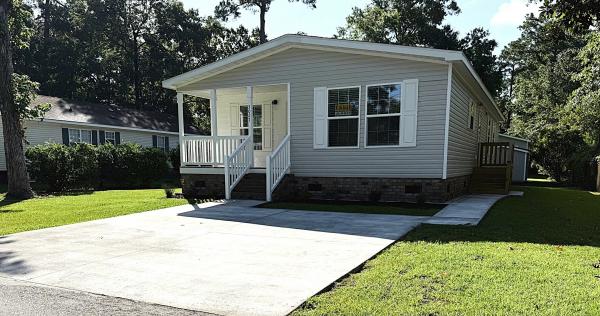 2025 Clayton 58FRE28543AH20 Mobile Home