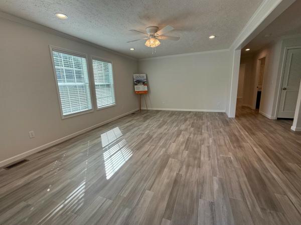 2025 Clayton 58FRE28543AH20 Mobile Home