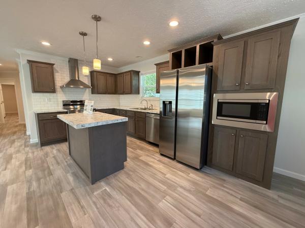 2025 Clayton 58FRE28543AH20 Mobile Home