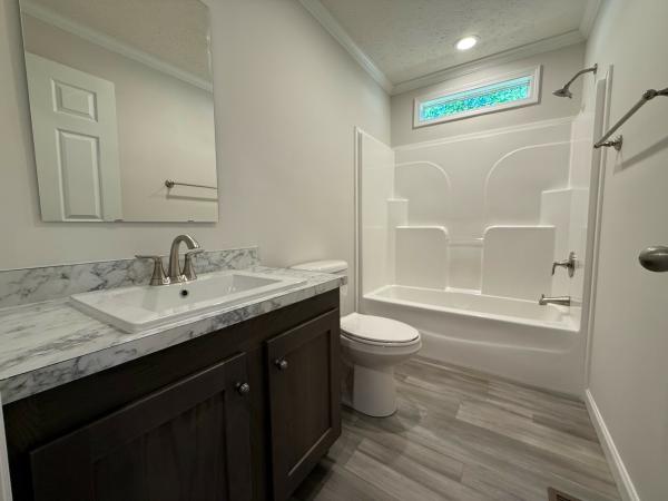 2025 Clayton 58FRE28543AH20 Mobile Home