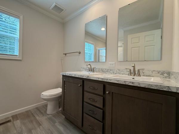 2025 Clayton 58FRE28543AH20 Mobile Home