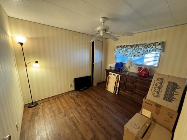 1976 TWIN Mobile Home