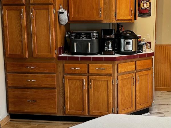 1998 Skyline Wood Manor Mobile Home