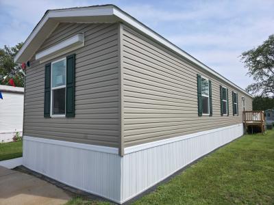 Photo 4 of 26 of home located at 1312 W Harbour #160 Lincoln, NE 68522