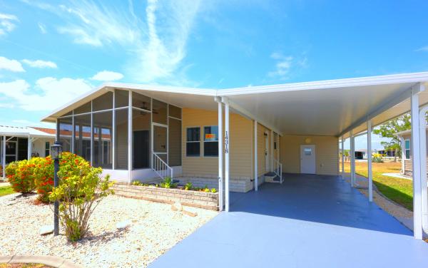 1989 FLEETWOOD Mobile Home For Sale