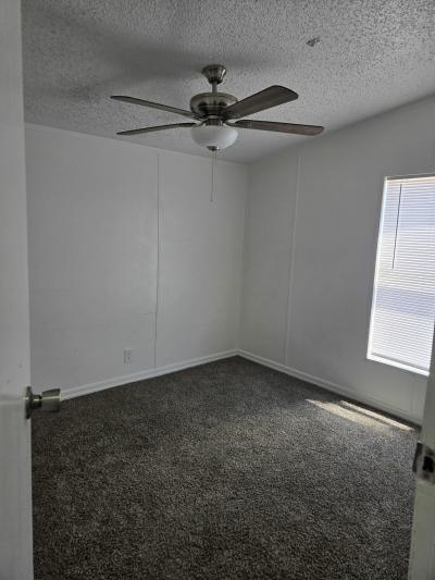 Mobile Home at 12721 W Greenway Rd Lot #76 El Mirage, AZ 85335