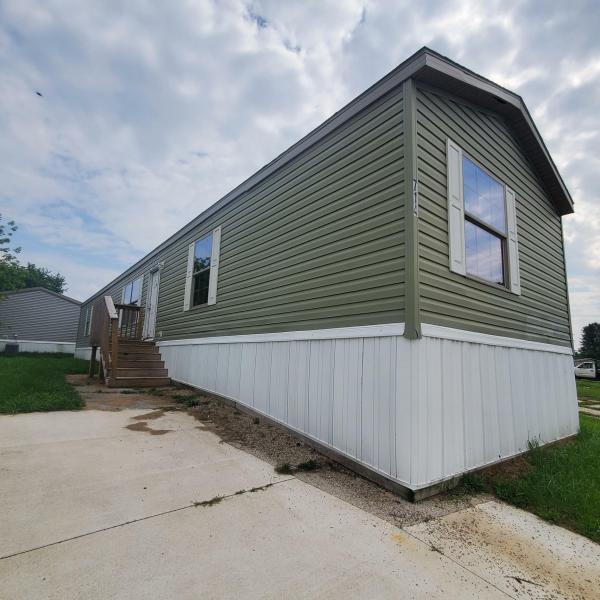 2017  Mobile Home For Sale