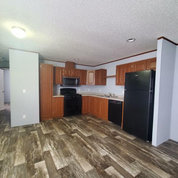 2021 LH166432-F  Home