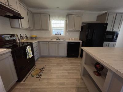 Photo 2 of 26 of home located at 3000 Us Hwy 17/92 W Lot #615 Haines City, FL 33844