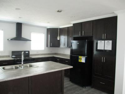 Mobile Home at 23264 Crystal Dr Clinton Township, MI 48036