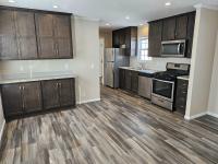 2020 Champion RA1670217 Mobile Home