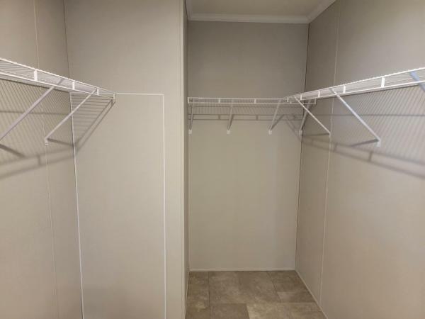 2019 Champion RA2852215 Mobile Home