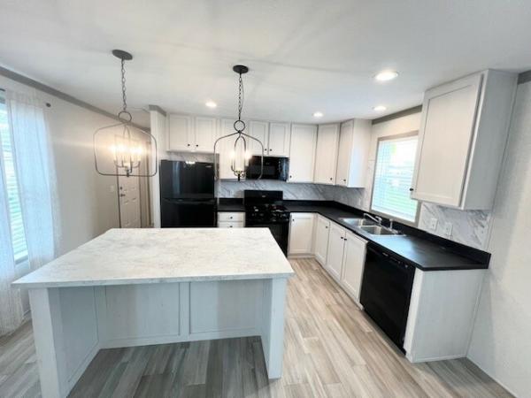 Photo 1 of 2 of home located at 3617 N. Grand Ave E., Lot #13 Springfield, IL 62702