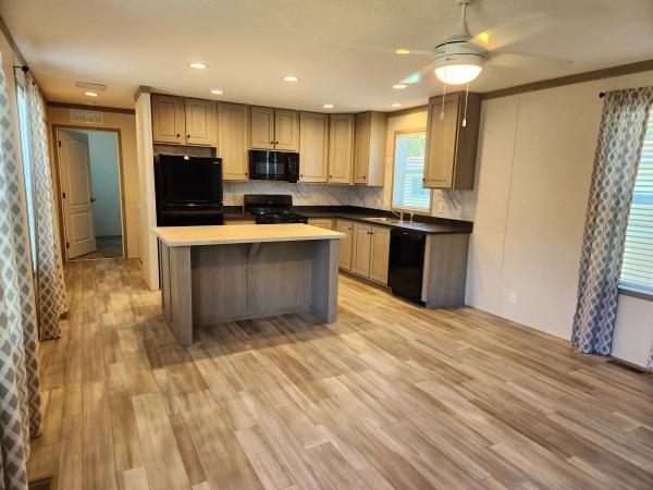 Photo 1 of 2 of home located at 3617 N. Grand Ave E., Lot #163 Springfield, IL 62702