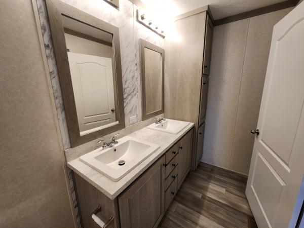 2025 Clayton 6616-4779 Pulse  Home