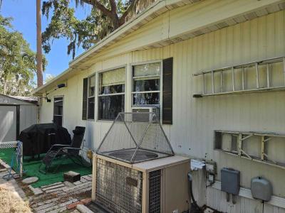 Photo 4 of 23 of home located at 9705 Hickory Hollow Rd Lot 90 Leesburg, FL 34788