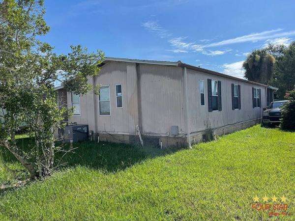 Photo 1 of 2 of home located at 1524 Curless Ave Apopka, FL 32712