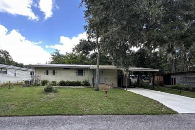 Photo 2 of 23 of home located at 28944 Hubbard St Lot 71 Leesburg, FL 34748