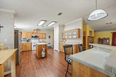 Mobile Home at 5200 Lake Shore Dr, Lot 19 Denton, TX 76208
