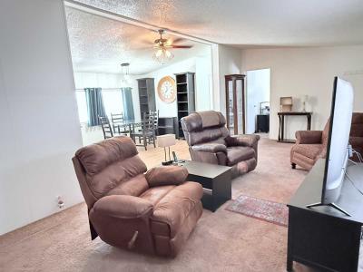 Photo 2 of 33 of home located at 138 Vance Ct Henderson, NV 89074